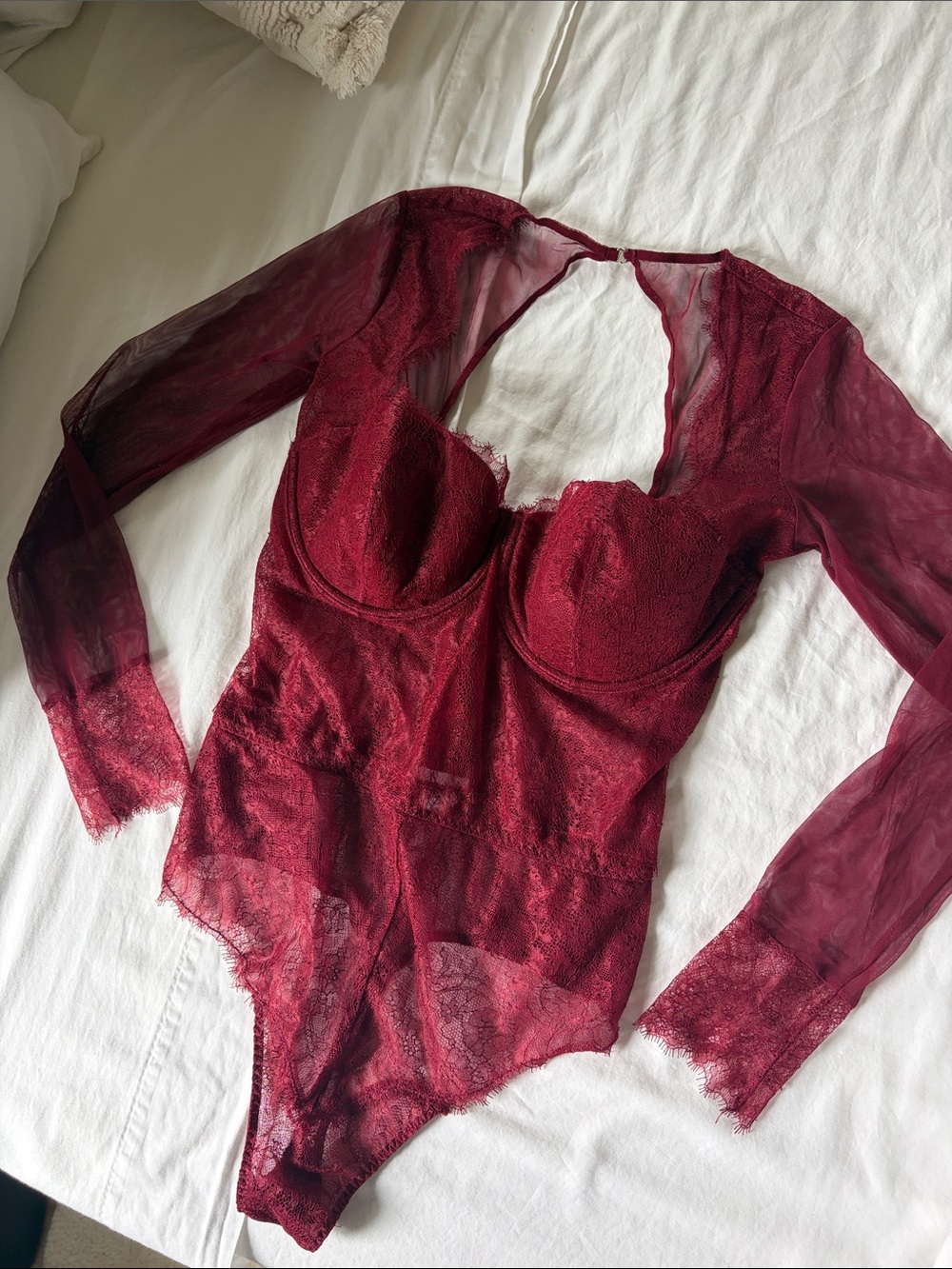 Victoria's Secret Wine Red Lace Long-Sleeve Bodysuit Sz Large 36C